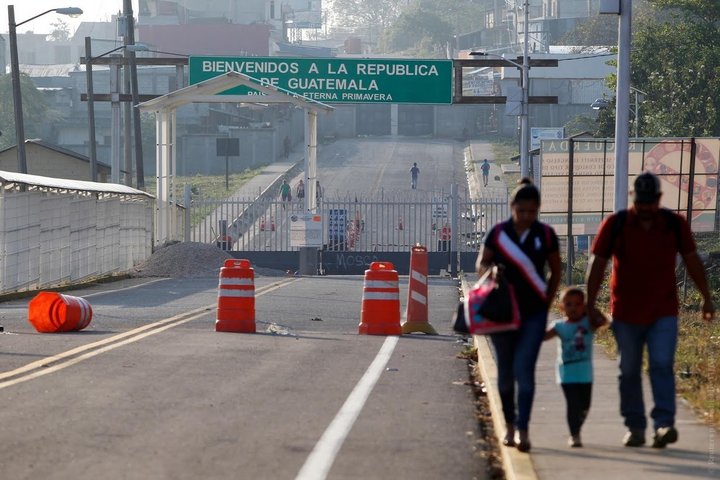 «Мигранттар керуені» Мексикаға бет алды
