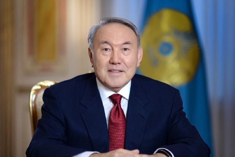 Нұрсұлтан Назарбаев: Жастар білім алуға ұмтылуы тиіс