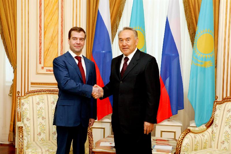 Нұрсұлтан Назарбаев Ресей Федерациясы Үкіметінің төрағасы Дмитрий Медведевпен кездесті