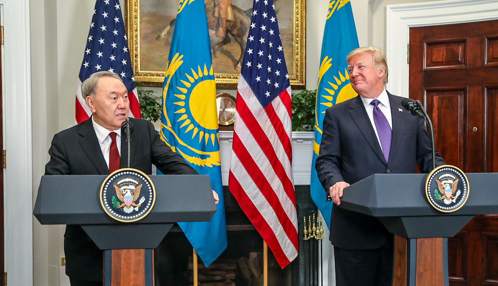 Елбасы Н.Назарбаев АҚШ Президенті Д.Трамппен кездесті 