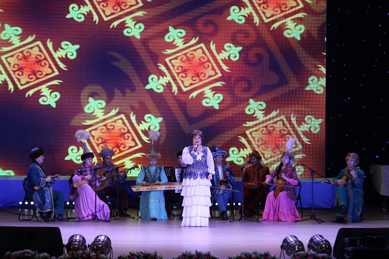 Таразда Нұрғиса Тілендиевтің шығармашылығына арналған танымдық концерт өтті