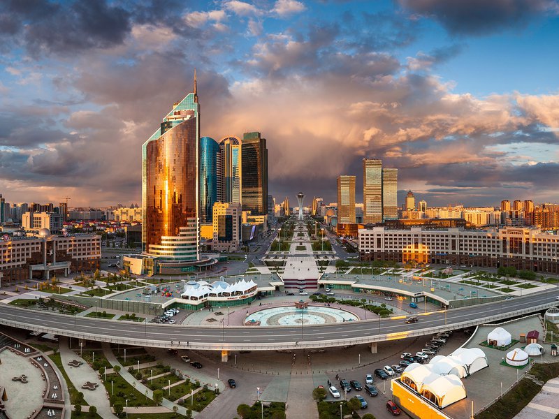 Астана шежіресі. 2004 жыл
