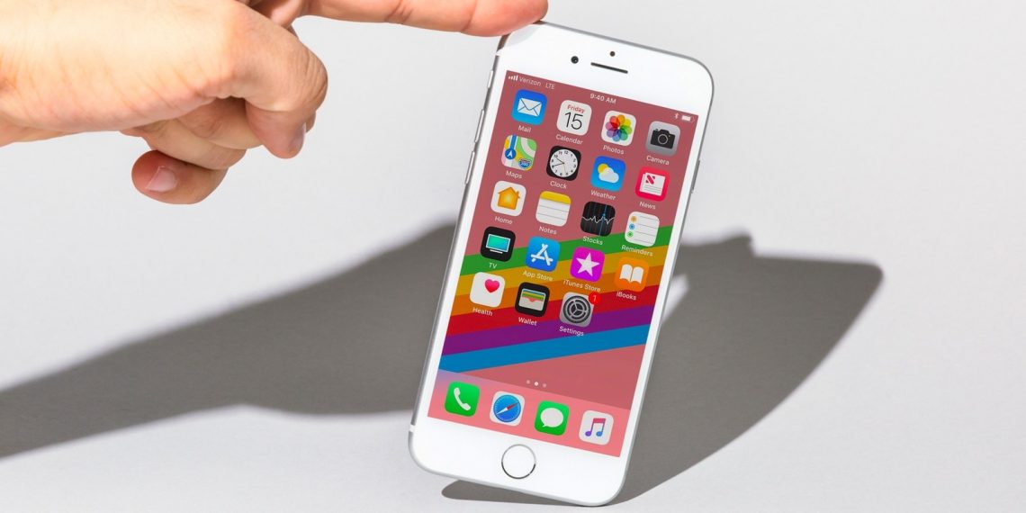 Apple жаңа iPhone смартфонын таныстырады