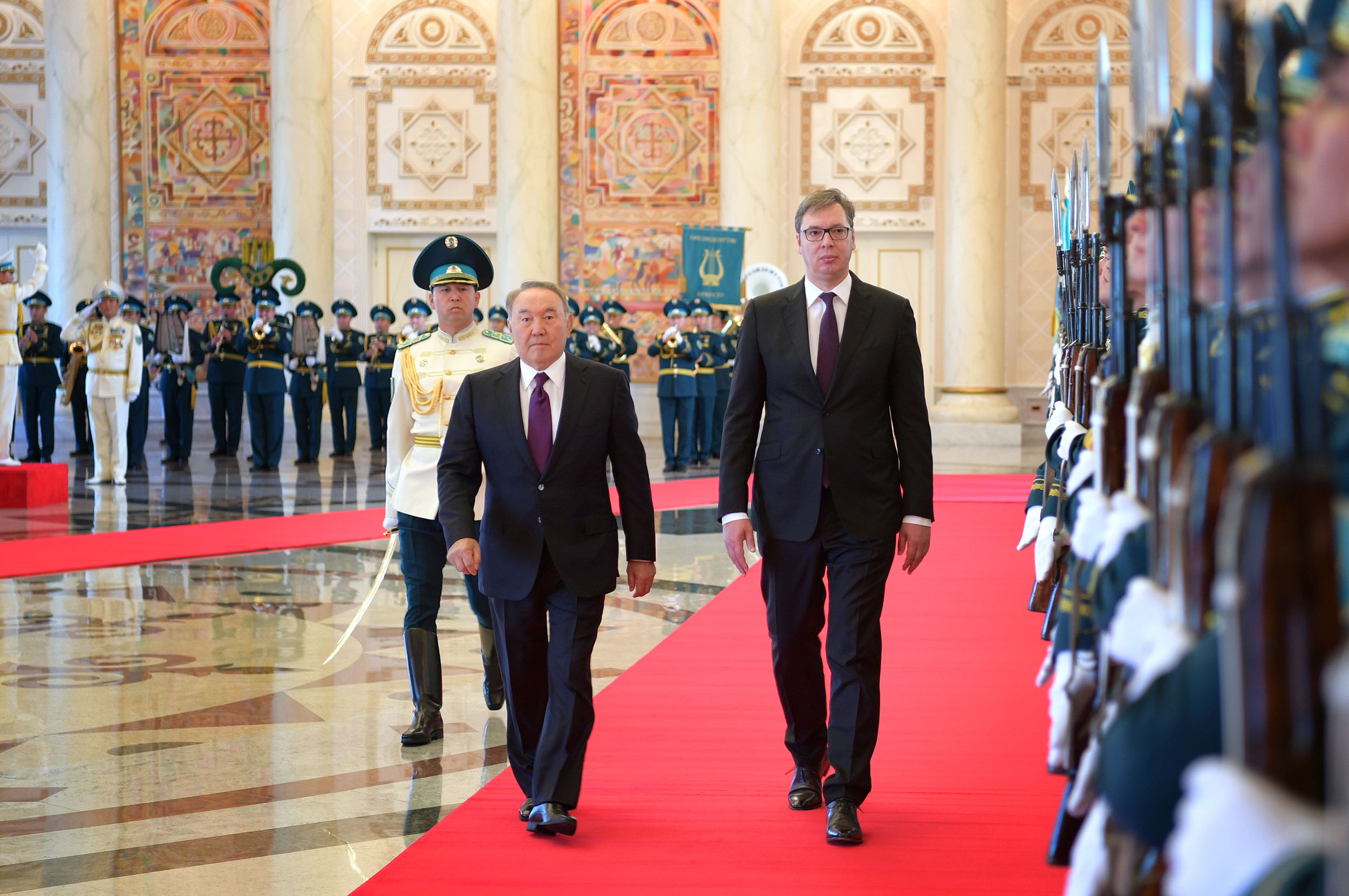 Нұрсұлтан Назарбаев Сербия Республикасының Президенті Александр Вучичпен кездесті