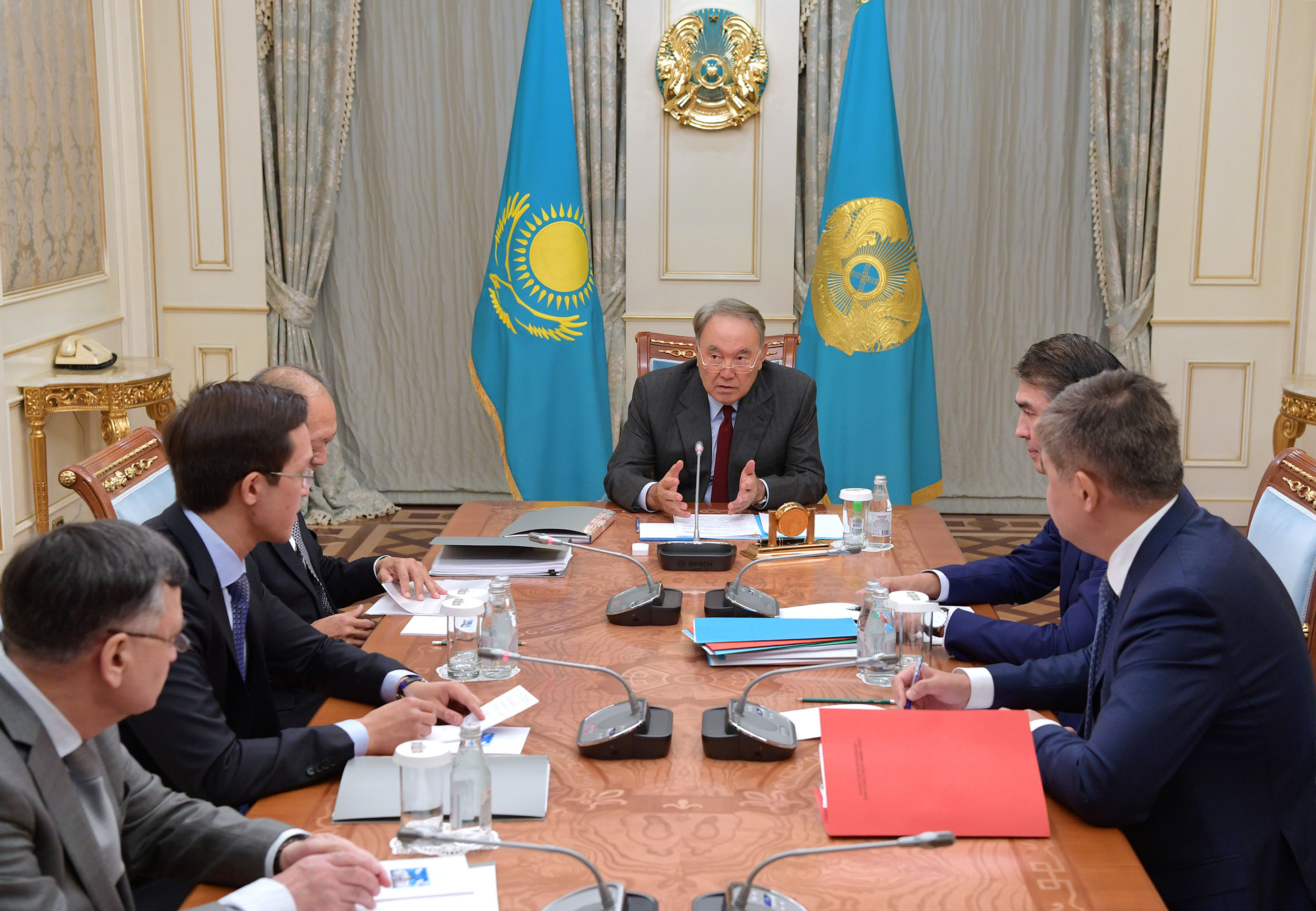 Мемлекет басшысы «Назарбаев Университеті» дербес білім беру мекемесінің президенті Шигео Катсумен кездесті