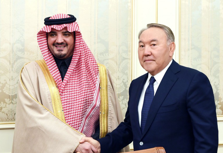 Мемлекет басшысы Сауд Арабиясы Корольдігінің Ішкі істер министрімен кездесті