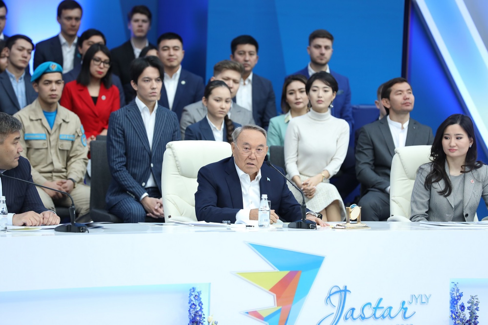 Н.Назарбаев: Жас ғалымдарды қолдауға жыл сайын 3 млрд теңге қаржы бөлінсін