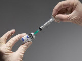 Қазақстанға тағы 5 млн доза вакцина жеткізіледі – Жандос Бүркітбаев
