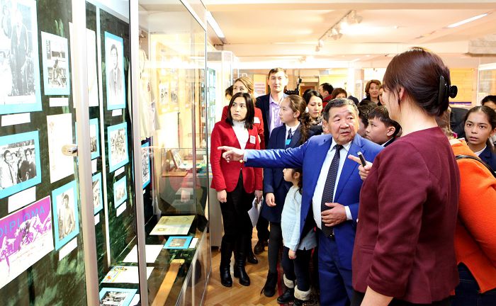 Үшкемпіров Ж. кормеде